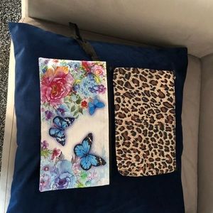 Bundle of cosmetic bags